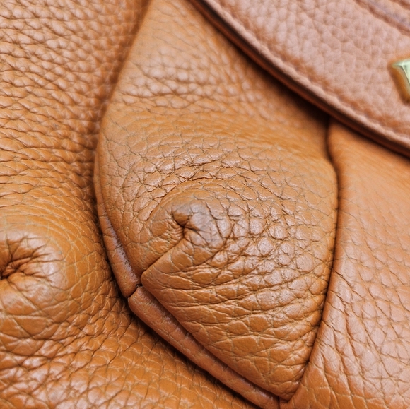 Auth. MCM‎ bright orange leather vintage gold chain crossbody convertible strap - Picture 15 of 17